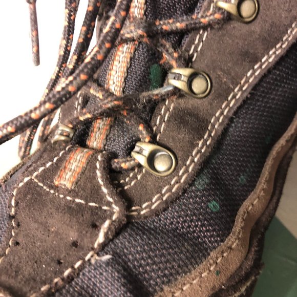 L.L. Bean Men's PrimaLoft Snowsneaker Mid-Lace, Size 11 Wide - Picture 10 of 13